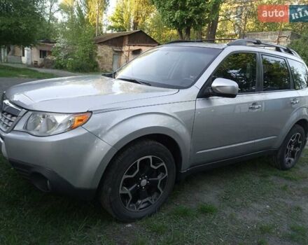 Серый Субару Форестер, объемом двигателя 2.5 л и пробегом 150 тыс. км за 8300 $, фото 4 на Automoto.ua