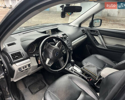 Сірий Субару Forester, об'ємом двигуна 2.5 л та пробігом 198 тис. км за 13000 $, фото 1 на Automoto.ua