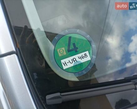Серый Субару Форестер, объемом двигателя 2 л и пробегом 225 тыс. км за 13700 $, фото 7 на Automoto.ua
