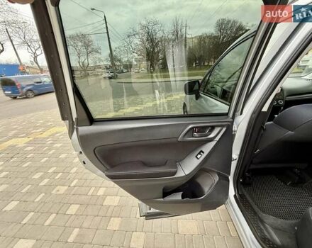 Субару Форестер 2015 в Одессе на Automoto.ua Серый Субару Форестер, объемом двигателя 2.5 л и пробегом 215 тыс. км за 11600 $, фото 37 на Automoto.ua