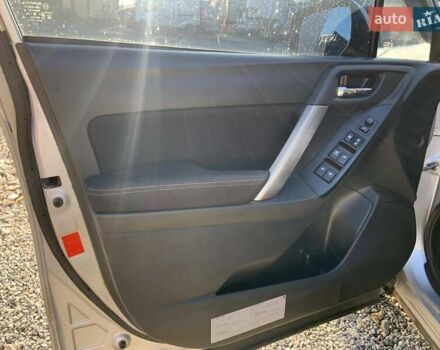 Серый Субару Форестер, объемом двигателя 2 л и пробегом 258 тыс. км за 17000 $, фото 11 на Automoto.ua