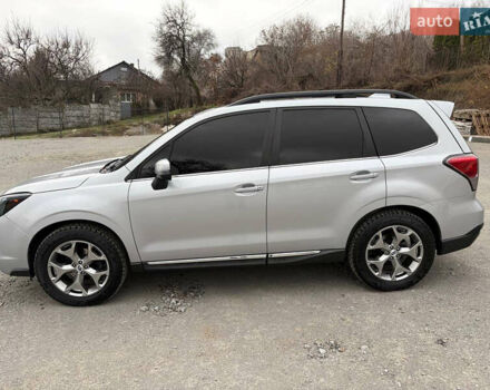 Серый Субару Форестер, объемом двигателя 2.5 л и пробегом 150 тыс. км за 16500 $, фото 3 на Automoto.ua