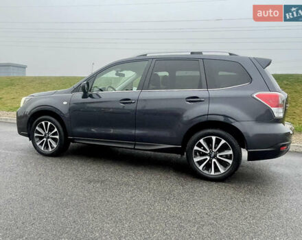 Серый Субару Форестер, объемом двигателя 2 л и пробегом 133 тыс. км за 15200 $, фото 3 на Automoto.ua