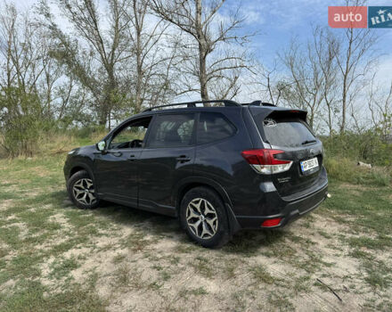 Серый Субару Форестер, объемом двигателя 2.5 л и пробегом 89 тыс. км за 18000 $, фото 1 на Automoto.ua