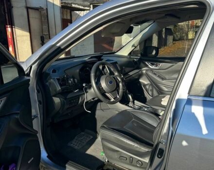 Серый Субару Форестер, объемом двигателя 2.5 л и пробегом 106 тыс. км за 15500 $, фото 5 на Automoto.ua