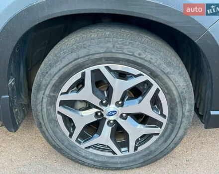 Серый Субару Форестер, объемом двигателя 2.5 л и пробегом 72 тыс. км за 17999 $, фото 8 на Automoto.ua