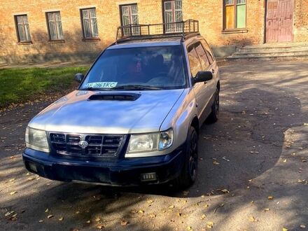 Сірий Субару Forester, об'ємом двигуна 20 л та пробігом 400 тис. км за 4500 $, фото 1 на Automoto.ua