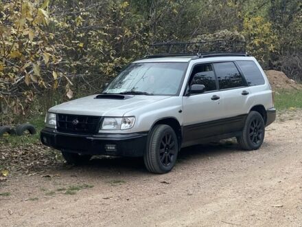 Субару Форестер 1998 в Павлограде на Automoto.ua Серый Субару Форестер, объемом двигателя 2 л и пробегом 480 тыс. км за 3800 $, фото 1 на Automoto.ua