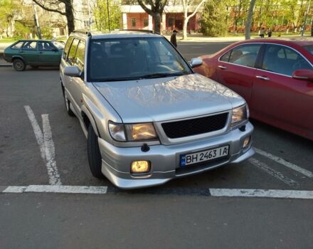 Сірий Субару Forester, об'ємом двигуна 2 л та пробігом 377 тис. км за 5800 $, фото 1 на Automoto.ua
