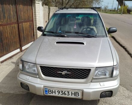 Сірий Субару Forester, об'ємом двигуна 2 л та пробігом 370 тис. км за 3500 $, фото 1 на Automoto.ua
