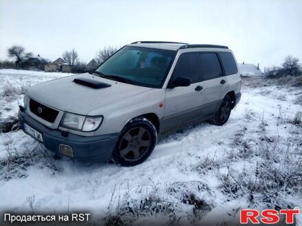 Сірий Субару Forester, об'ємом двигуна 2 л та пробігом 250 тис. км за 4000 $, фото 1 на Automoto.ua