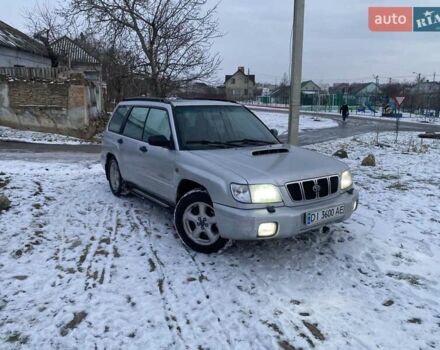 Серый Субару Форестер, объемом двигателя 1.99 л и пробегом 300 тыс. км за 3200 $, фото 1 на Automoto.ua