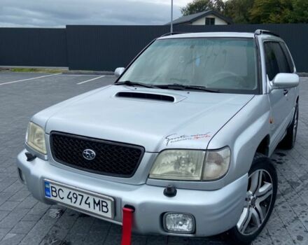 Серый Субару Форестер, объемом двигателя 2 л и пробегом 325 тыс. км за 4400 $, фото 1 на Automoto.ua
