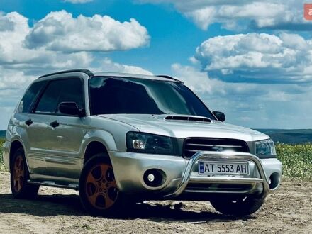 Сірий Субару Forester, об'ємом двигуна 2 л та пробігом 268 тис. км за 5400 $, фото 1 на Automoto.ua