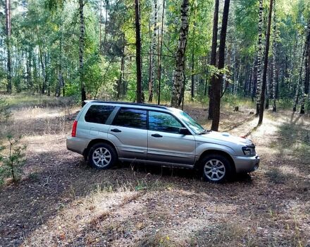 Серый Субару Форестер, объемом двигателя 2 л и пробегом 236 тыс. км за 5300 $, фото 1 на Automoto.ua