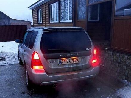 Серый Субару Форестер, объемом двигателя 2 л и пробегом 242 тыс. км за 5600 $, фото 1 на Automoto.ua