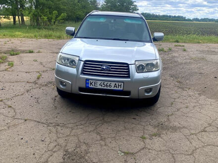 Сірий Субару Forester, об'ємом двигуна 2 л та пробігом 217 тис. км за 6400 $, фото 1 на Automoto.ua