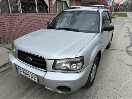 Серый Субару Форестер, объемом двигателя 2 л и пробегом 230 тыс. км за 4500 $, фото 1 на Automoto.ua