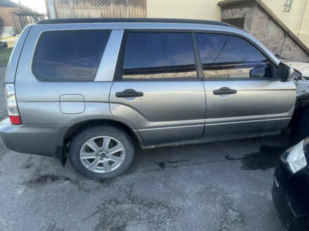 Сірий Субару Forester, об'ємом двигуна 2 л та пробігом 250 тис. км за 5200 $, фото 1 на Automoto.ua