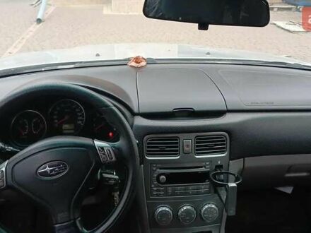 Серый Субару Форестер, объемом двигателя 2 л и пробегом 261 тыс. км за 4800 $, фото 1 на Automoto.ua