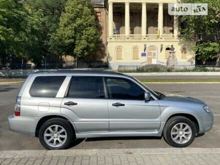 Сірий Субару Forester, об'ємом двигуна 2 л та пробігом 184 тис. км за 8300 $, фото 1 на Automoto.ua