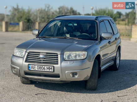 Субару Forester 2006 у Новомосковске на Automoto.ua Сірий Субару Forester, об'ємом двигуна 2 л та пробігом 283 тис. км за 5700 $, фото 1 на Automoto.ua