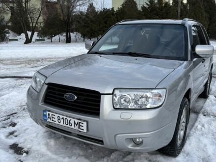 Сірий Субару Forester, об'ємом двигуна 2 л та пробігом 214 тис. км за 5400 $, фото 1 на Automoto.ua