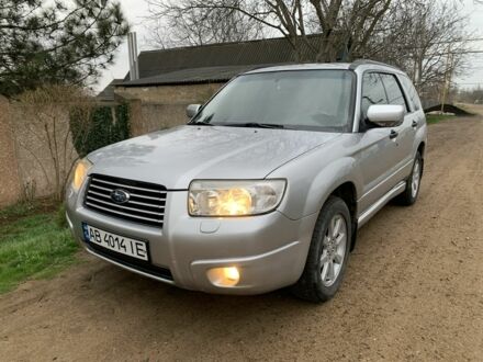 Серый Субару Форестер, объемом двигателя 2 л и пробегом 330 тыс. км за 4600 $, фото 1 на Automoto.ua