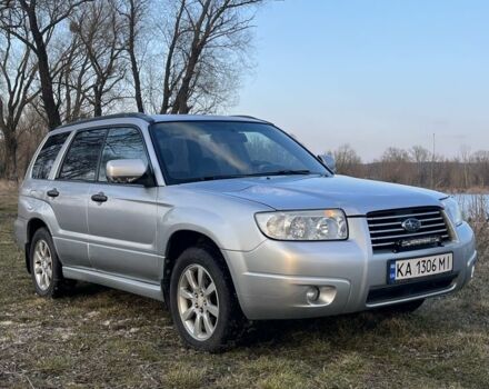 Сірий Субару Forester, об'ємом двигуна 2 л та пробігом 198 тис. км за 6350 $, фото 1 на Automoto.ua