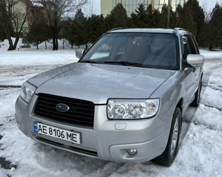 Серый Субару Форестер, объемом двигателя 1.99 л и пробегом 214 тыс. км за 5400 $, фото 1 на Automoto.ua