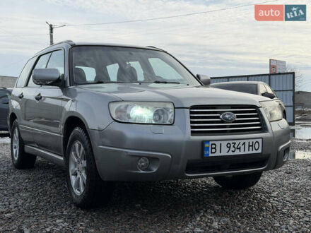 Серый Субару Форестер, объемом двигателя 2 л и пробегом 399 тыс. км за 4999 $, фото 1 на Automoto.ua
