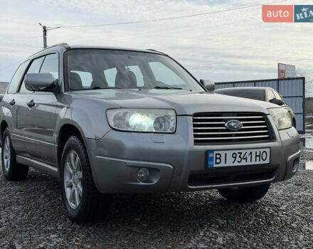 Серый Субару Форестер, объемом двигателя 2 л и пробегом 399 тыс. км за 4999 $, фото 1 на Automoto.ua
