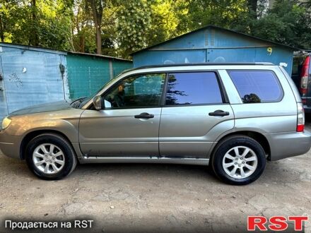 Сірий Субару Forester, об'ємом двигуна 2 л та пробігом 285 тис. км за 6000 $, фото 1 на Automoto.ua