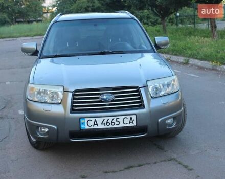 Серый Субару Форестер, объемом двигателя 2 л и пробегом 275 тыс. км за 6200 $, фото 1 на Automoto.ua