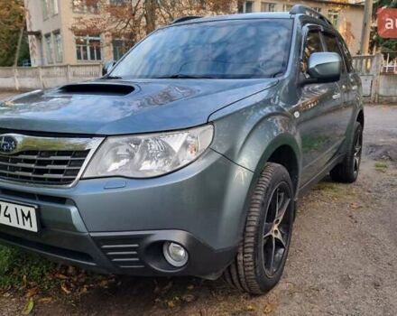 Серый Субару Форестер, объемом двигателя 2.5 л и пробегом 225 тыс. км за 7400 $, фото 1 на Automoto.ua