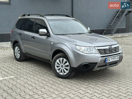 Сірий Субару Forester, об'ємом двигуна 1.99 л та пробігом 210 тис. км за 7500 $, фото 1 на Automoto.ua