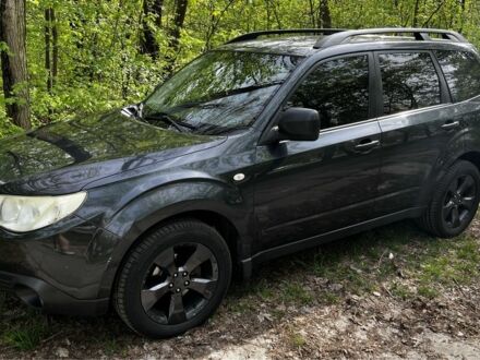 Сірий Субару Forester, об'ємом двигуна 0.2 л та пробігом 230 тис. км за 7700 $, фото 1 на Automoto.ua