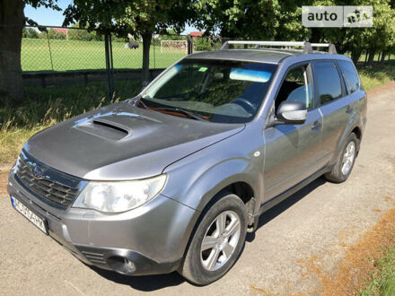 Сірий Субару Forester, об'ємом двигуна 2 л та пробігом 205 тис. км за 6950 $, фото 1 на Automoto.ua