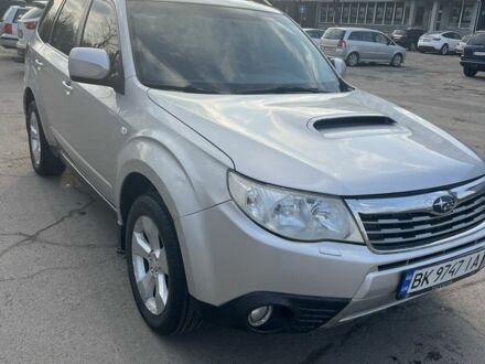 Серый Субару Форестер, объемом двигателя 2 л и пробегом 167 тыс. км за 7200 $, фото 1 на Automoto.ua