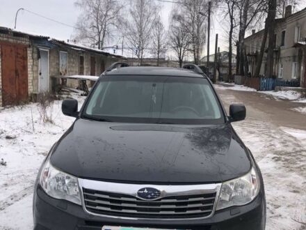 Сірий Субару Forester, об'ємом двигуна 2 л та пробігом 251 тис. км за 8000 $, фото 1 на Automoto.ua