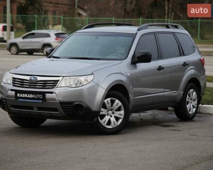 Серый Субару Форестер, объемом двигателя 2 л и пробегом 49 тыс. км за 11500 $, фото 1 на Automoto.ua