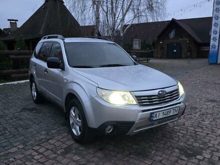 Серый Субару Форестер, объемом двигателя 2 л и пробегом 159 тыс. км за 7700 $, фото 1 на Automoto.ua