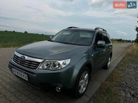 Сірий Субару Forester, об'ємом двигуна 2.46 л та пробігом 220 тис. км за 7600 $, фото 1 на Automoto.ua