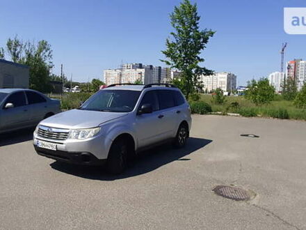 Сірий Субару Forester, об'ємом двигуна 1.99 л та пробігом 300 тис. км за 7000 $, фото 1 на Automoto.ua