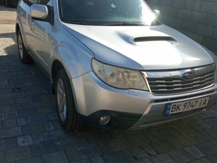 Сірий Субару Forester, об'ємом двигуна 2 л та пробігом 166 тис. км за 6000 $, фото 1 на Automoto.ua