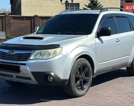 Серый Субару Форестер, объемом двигателя 2.5 л и пробегом 242 тыс. км за 9200 $, фото 1 на Automoto.ua