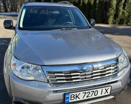 Серый Субару Форестер, объемом двигателя 1.99 л и пробегом 264 тыс. км за 8000 $, фото 1 на Automoto.ua