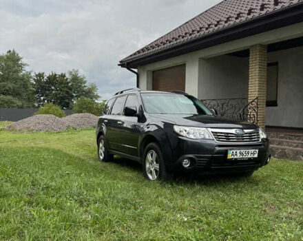 Сірий Субару Forester, об'ємом двигуна 1.99 л та пробігом 230 тис. км за 7700 $, фото 1 на Automoto.ua
