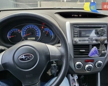 Серый Субару Форестер, объемом двигателя 2 л и пробегом 163 тыс. км за 9000 $, фото 1 на Automoto.ua