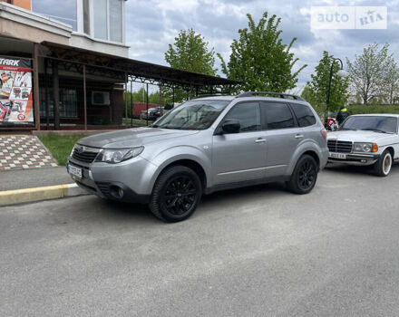 Сірий Субару Forester, об'ємом двигуна 2.46 л та пробігом 224 тис. км за 8950 $, фото 1 на Automoto.ua